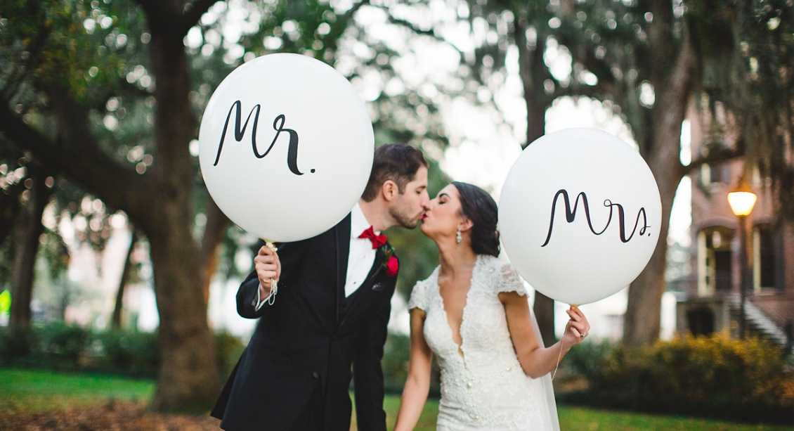 Воздушные шары "Mr & Mrs" Воздушные шары "Mr & Mrs"